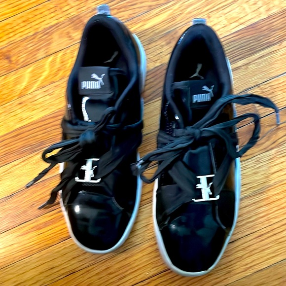 PUMA Smash v2 Patent Buckle AC Shoes - Picture 1 of 9